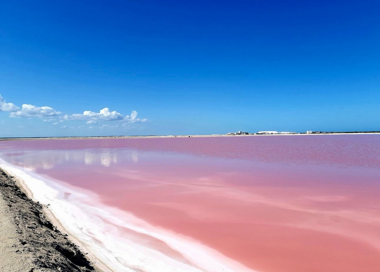 Lago de Las Coloradas
